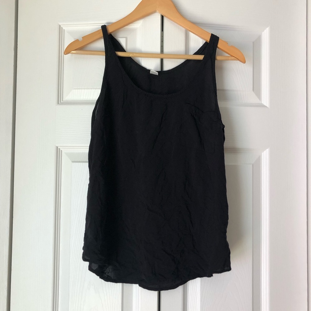 black simple old navy top